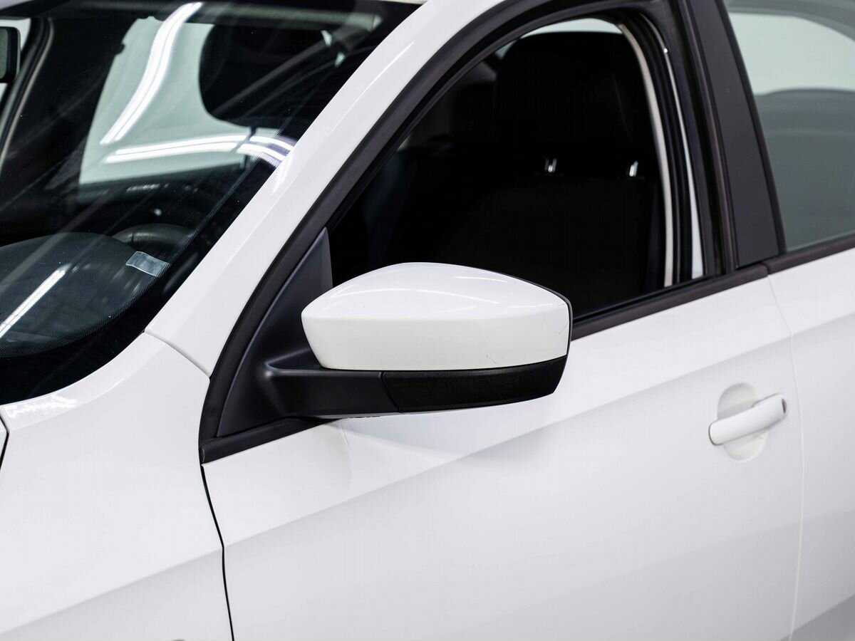 Купить Skoda Rapid с пробегом. Фото: #19