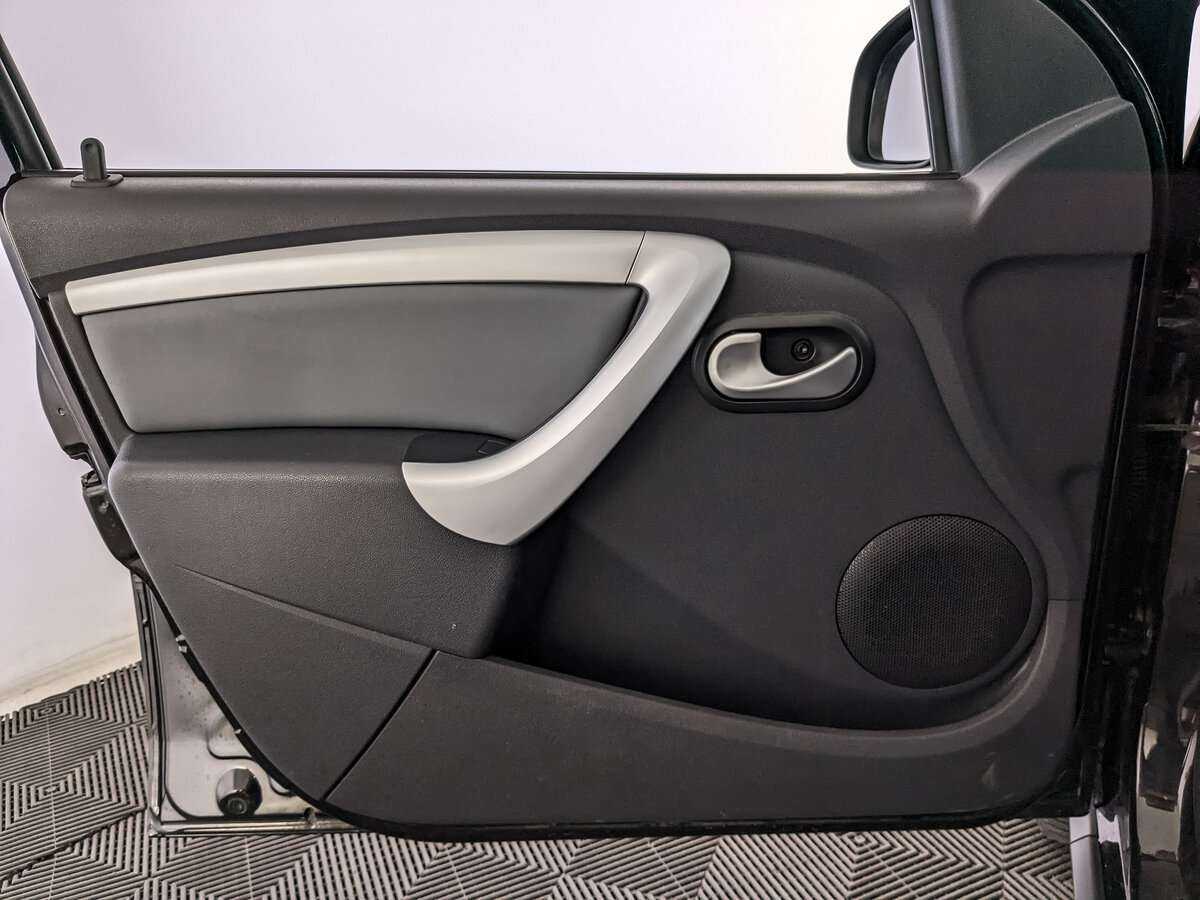 Купить Lada (ВАЗ) Largus с пробегом. Фото: #15