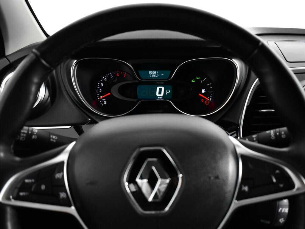Купить Renault Kaptur с пробегом. Фото: #10
