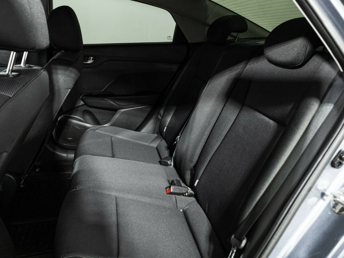 Купить Hyundai Solaris с пробегом. Фото: #9