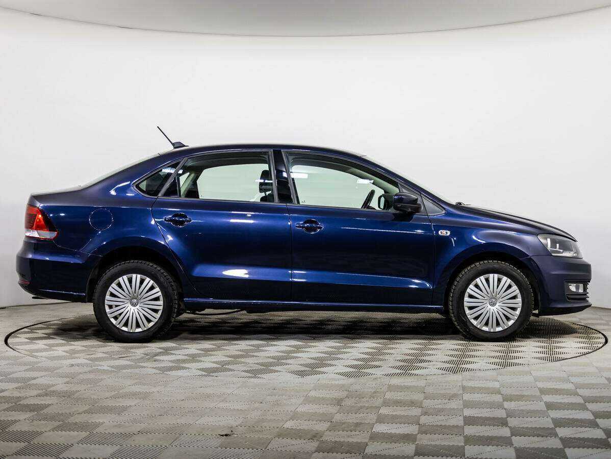Купить Volkswagen Polo с пробегом. Фото: #1