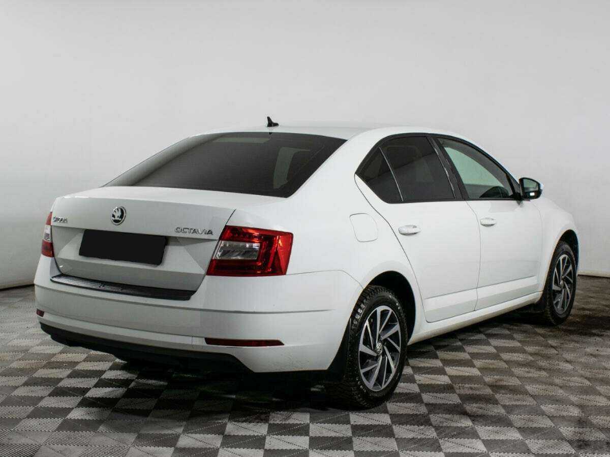 Купить Skoda Octavia с пробегом. Фото: #3