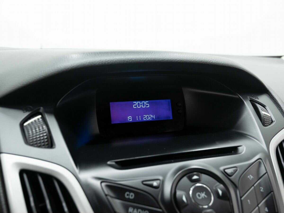 Купить Ford Focus с пробегом. Фото: #18