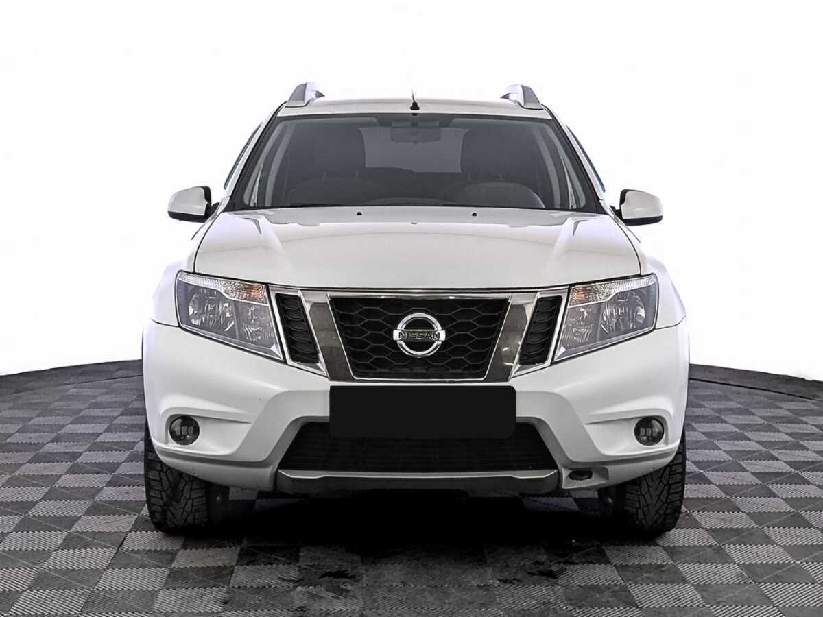 Купить Nissan Terrano с пробегом. Фото: #1