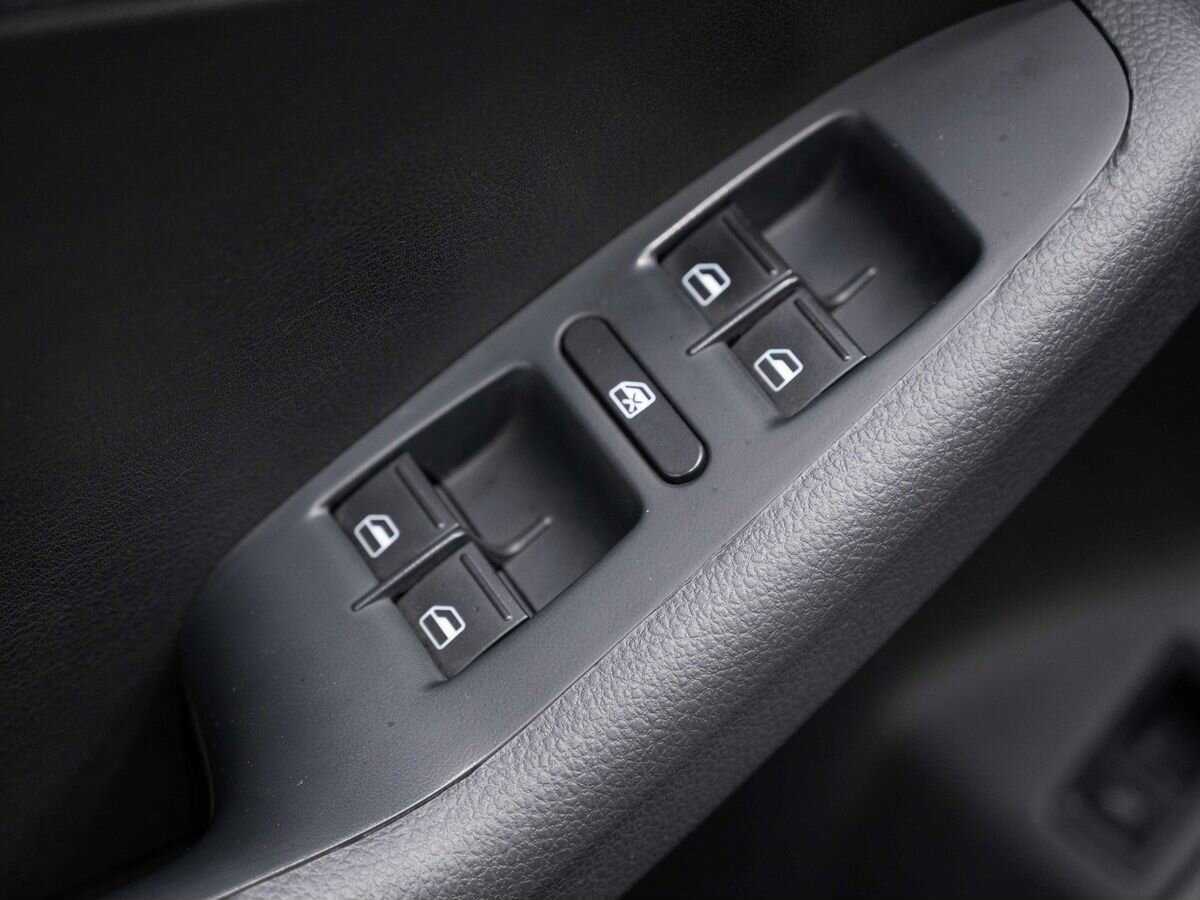 Купить Volkswagen Jetta с пробегом. Фото: #17