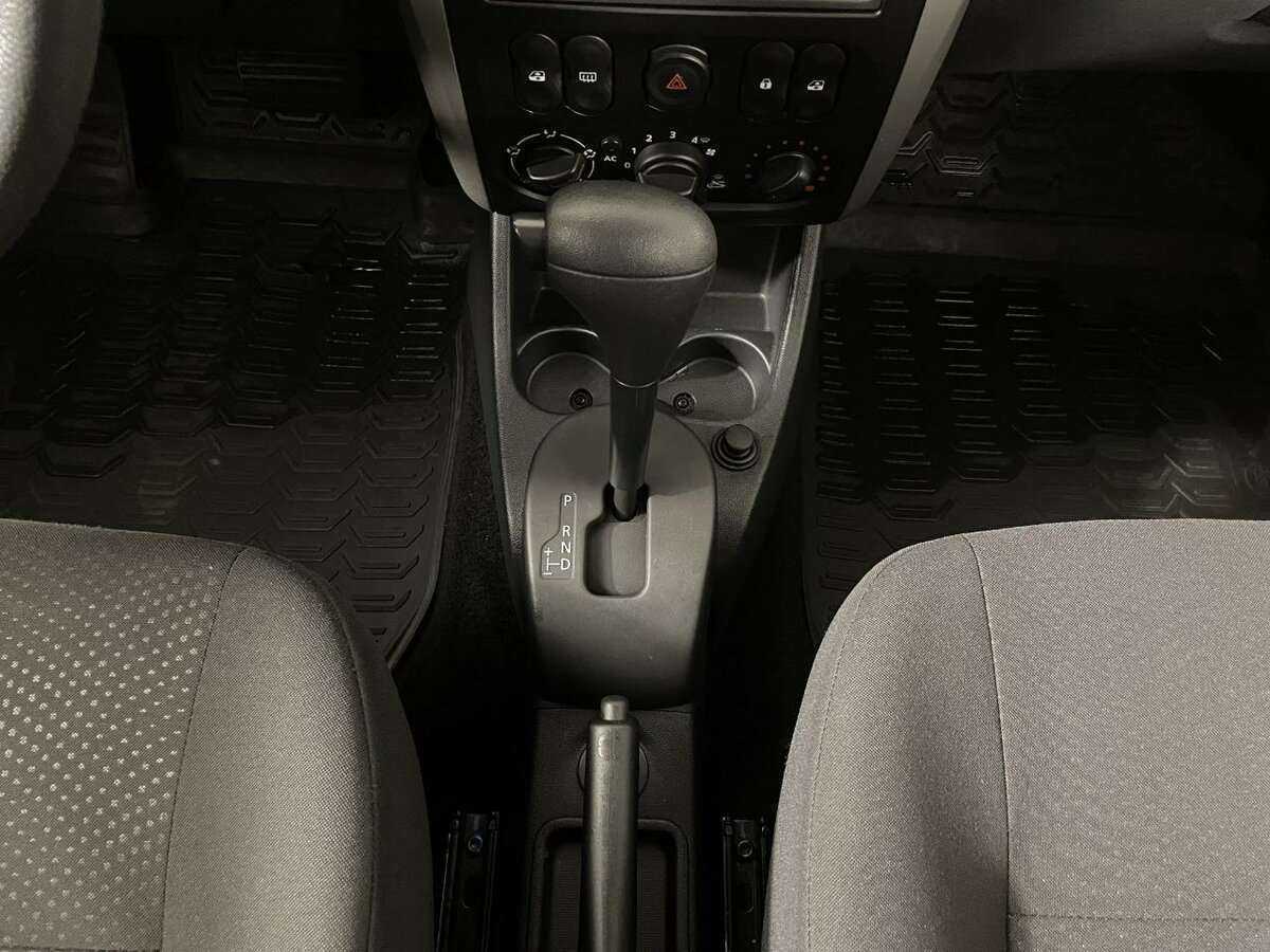 Купить Nissan Almera с пробегом. Фото: #12