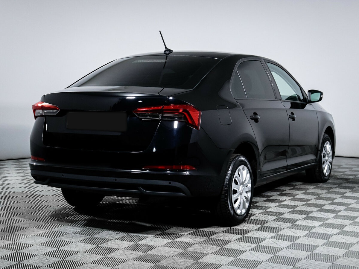 Купить Skoda Rapid с пробегом. Фото: #3