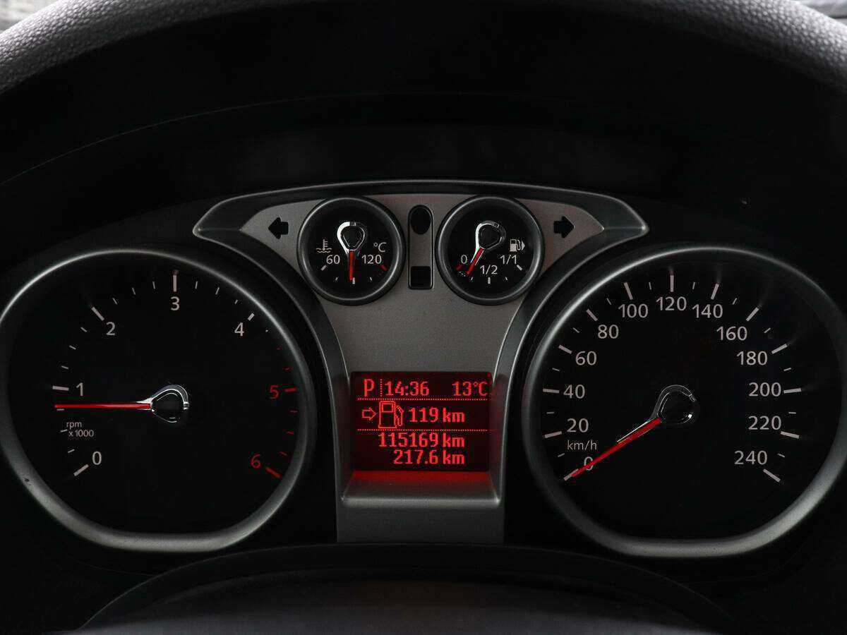 Купить Ford Kuga с пробегом. Фото: #9