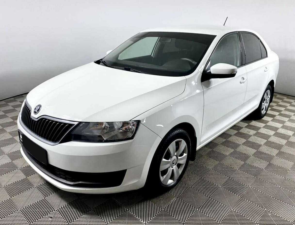 Купить Skoda Rapid с пробегом. Посмотреть фото