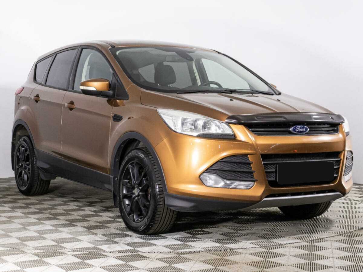 Купить Ford Kuga с пробегом. Фото: #2