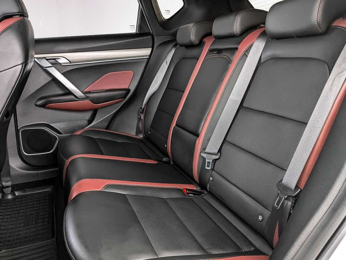 Купить Geely Coolray с пробегом. Фото: #11