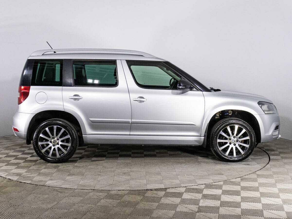 Купить Skoda Yeti с пробегом. Фото: #3
