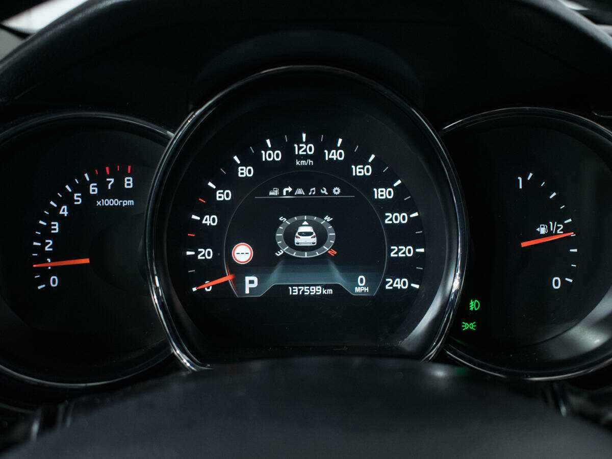 Купить Kia Ceed с пробегом. Фото: #10