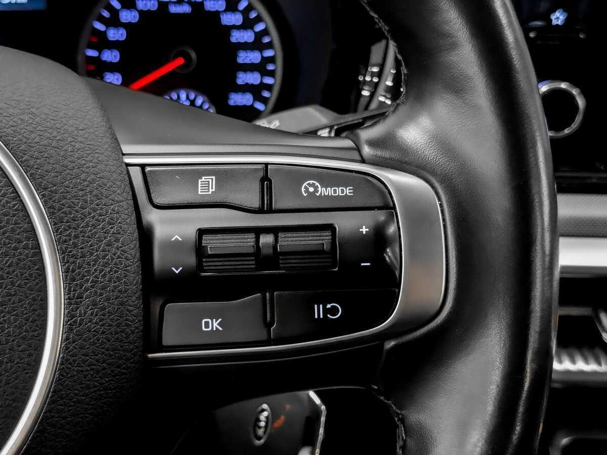 Купить Kia K5 с пробегом. Фото: #26