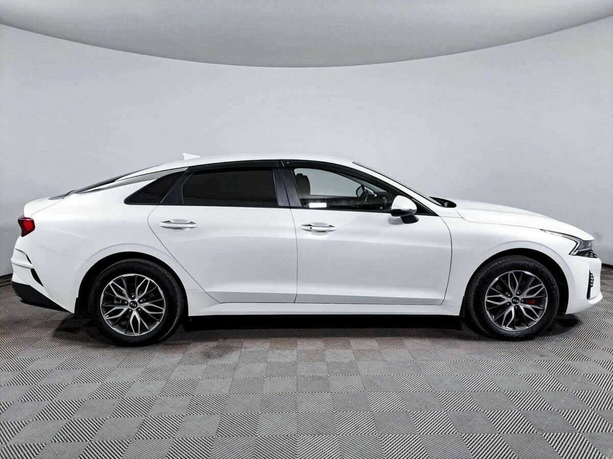 Купить Kia K5 с пробегом. Фото: #3