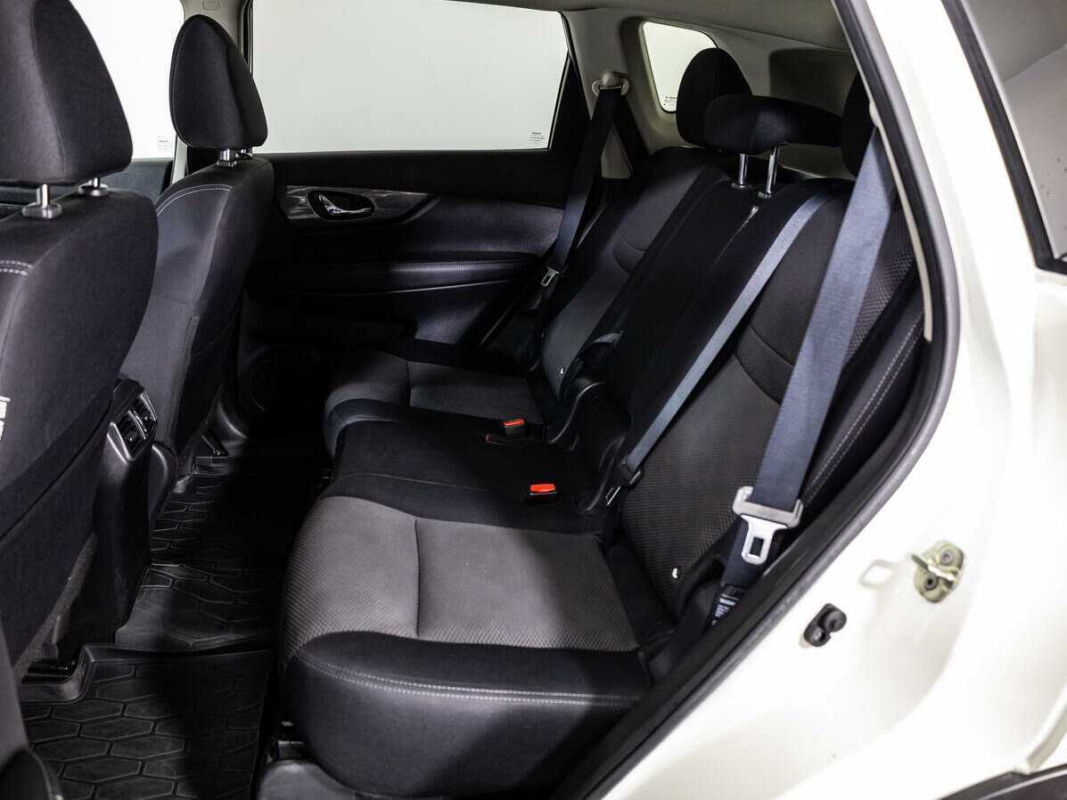Купить Nissan X-Trail с пробегом. Фото: #9