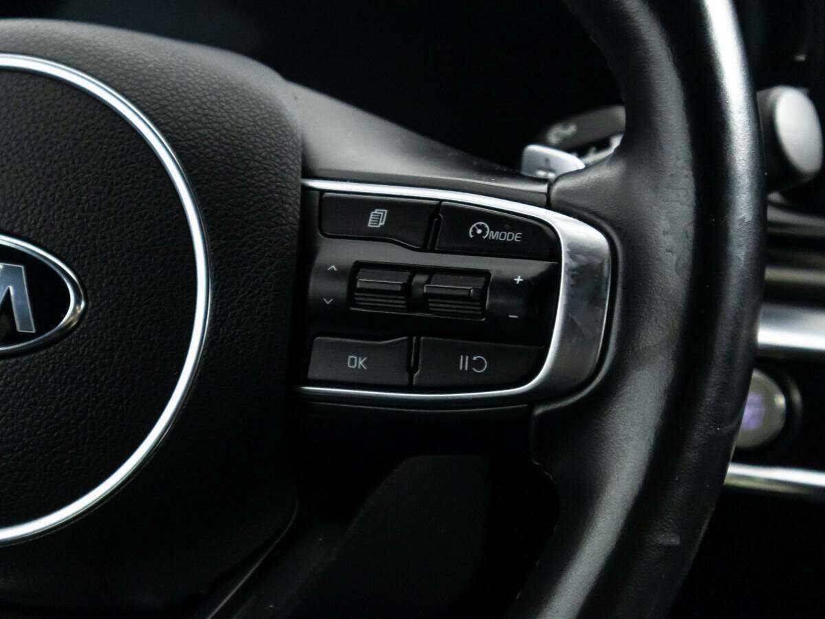 Купить Kia K5 с пробегом. Фото: #25