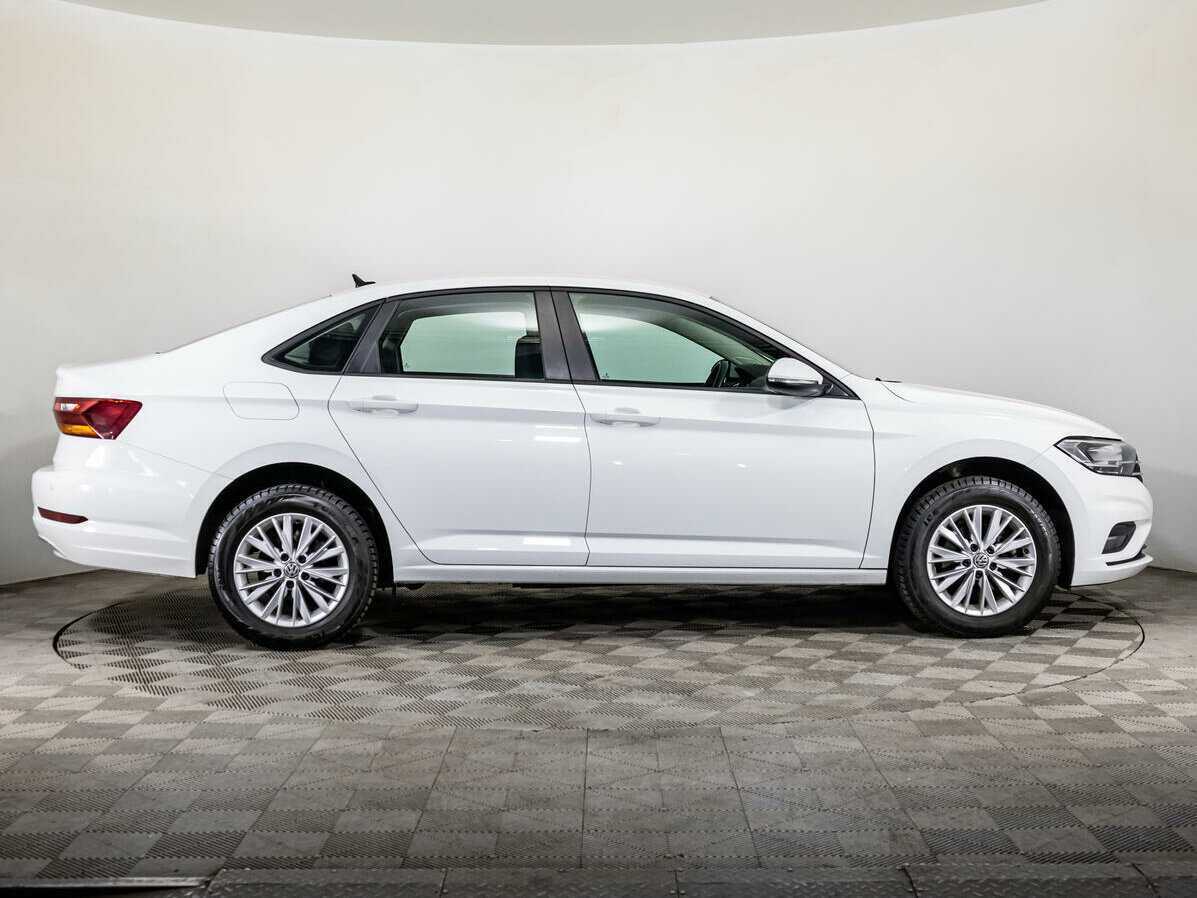 Купить Volkswagen Jetta с пробегом. Фото: #3