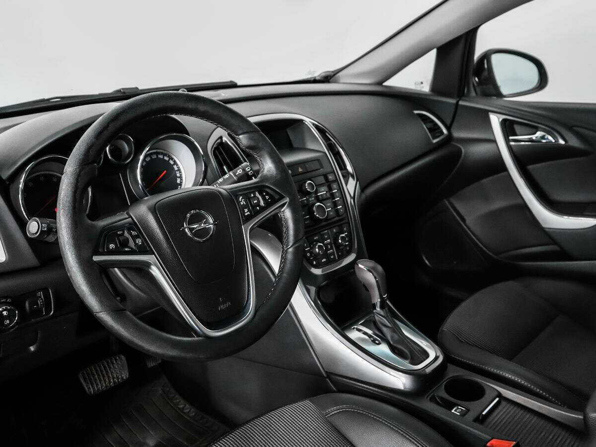 Купить Opel Astra с пробегом. Фото: #8