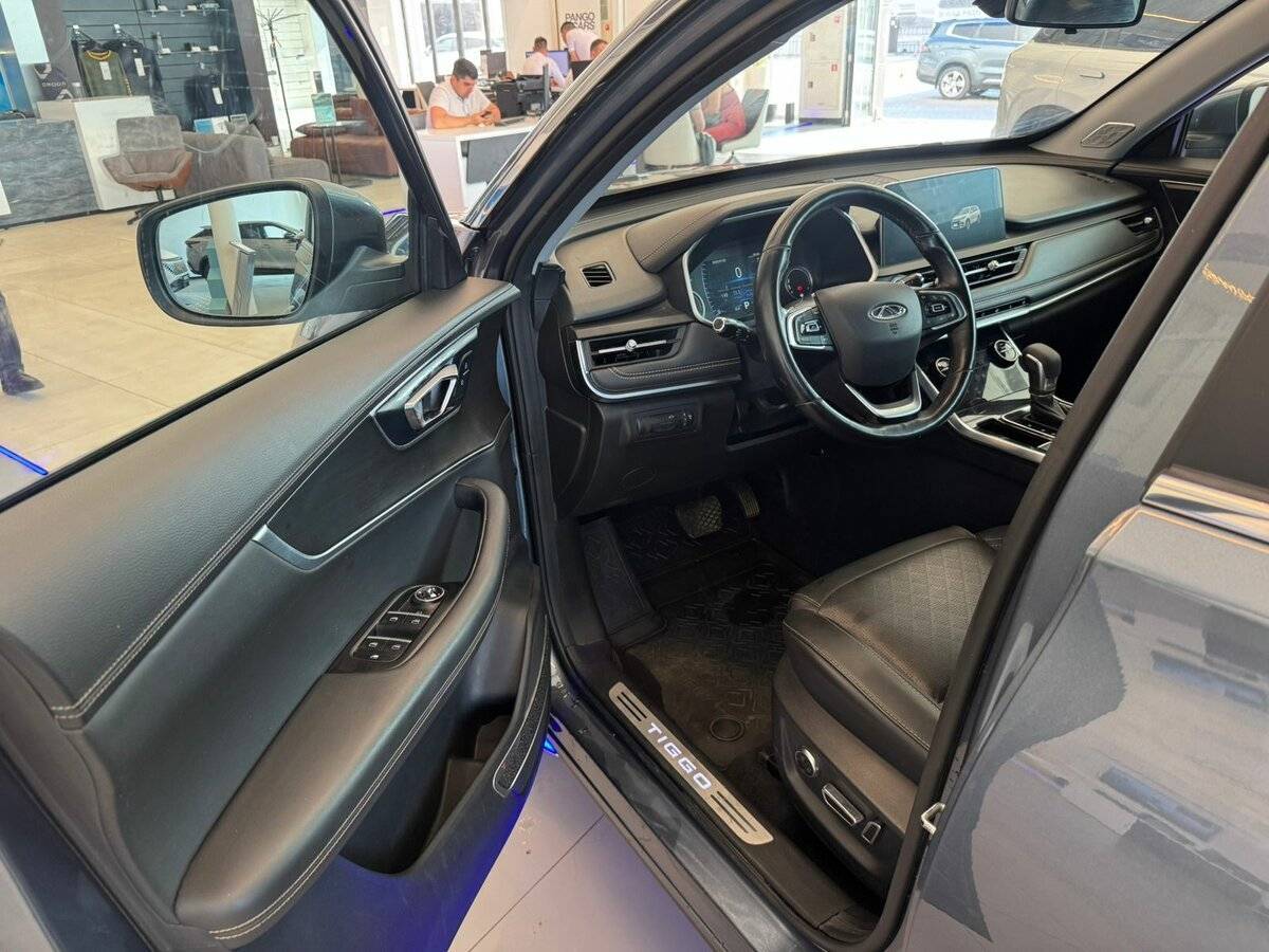 Купить Chery Tiggo 8 с пробегом. Фото: #9