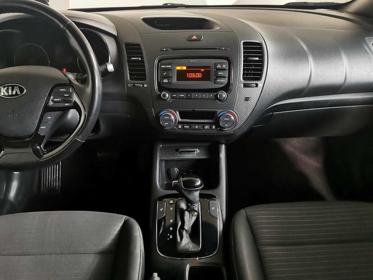 Купить Kia Cerato с пробегом. Фото: #10