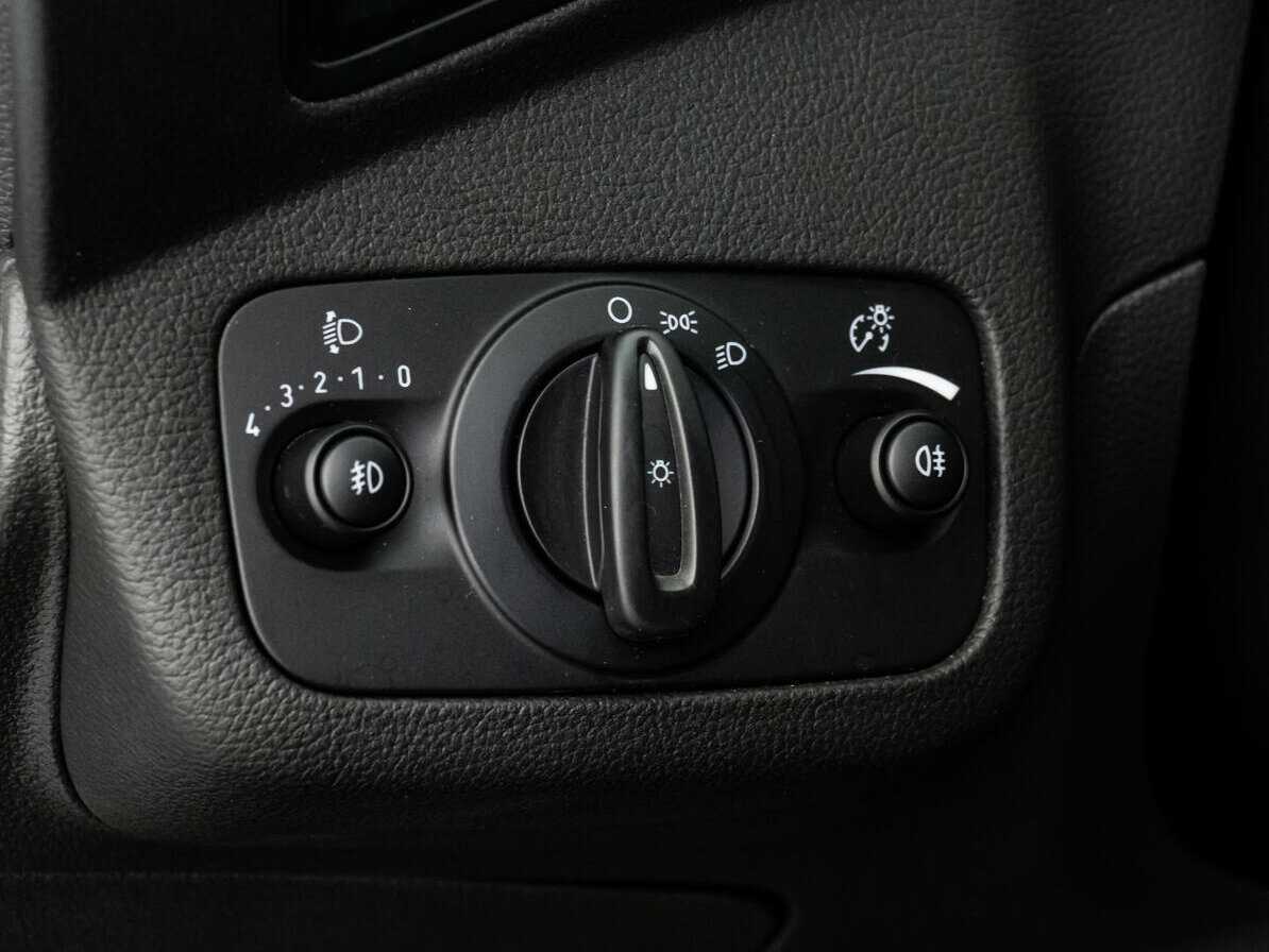 Купить Ford Kuga с пробегом. Фото: #15