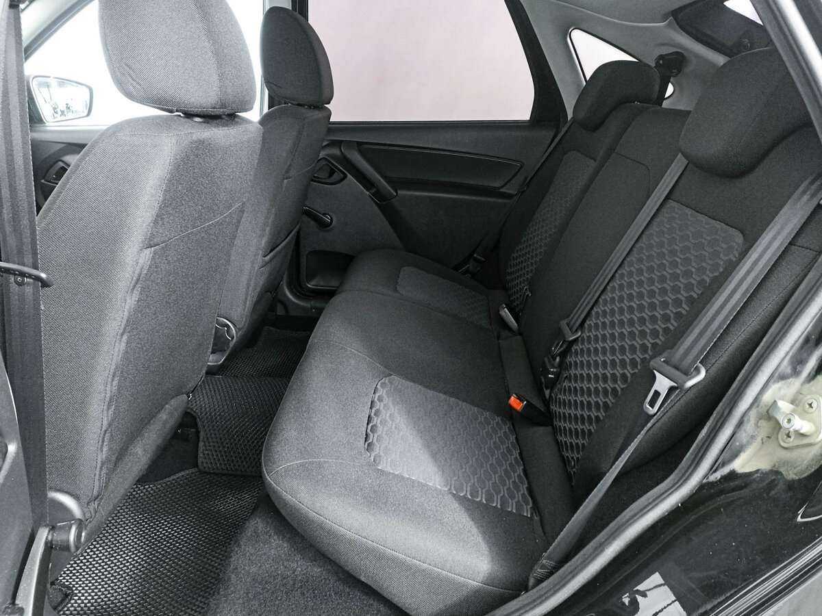 Купить Lada (ВАЗ) Granta с пробегом. Фото: #8