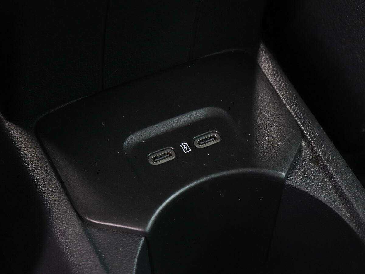 Купить Skoda Rapid с пробегом. Фото: #19