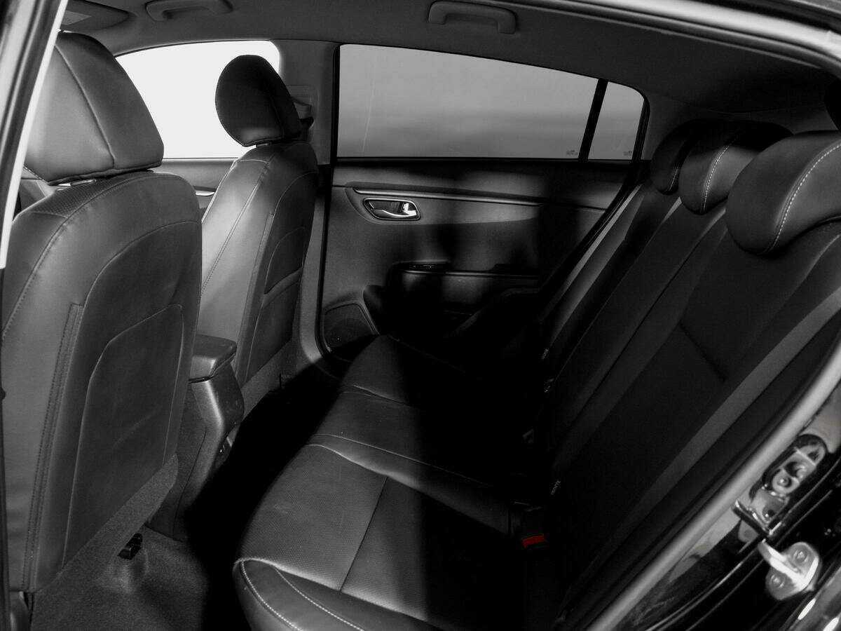 Купить Kia Rio с пробегом. Фото: #9