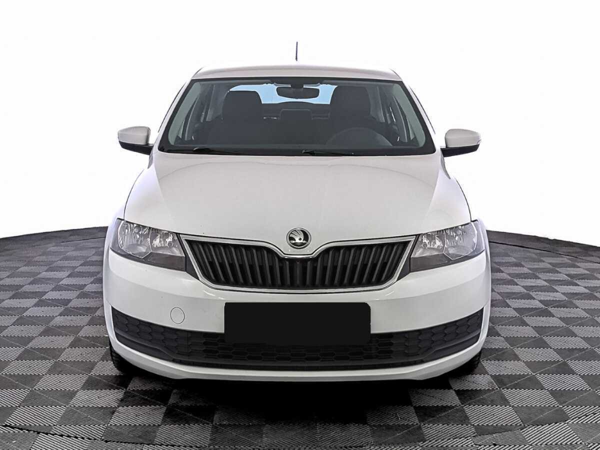 Купить Skoda Rapid с пробегом. Фото: #1