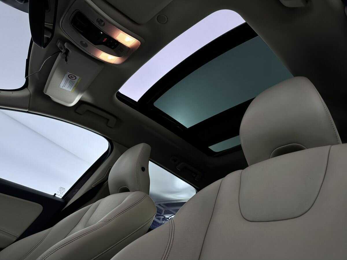 Купить Volvo XC60 с пробегом. Фото: #13