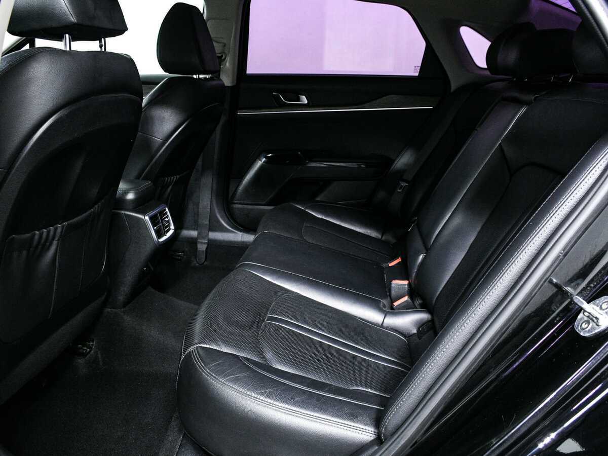 Купить Kia K5 с пробегом. Фото: #11