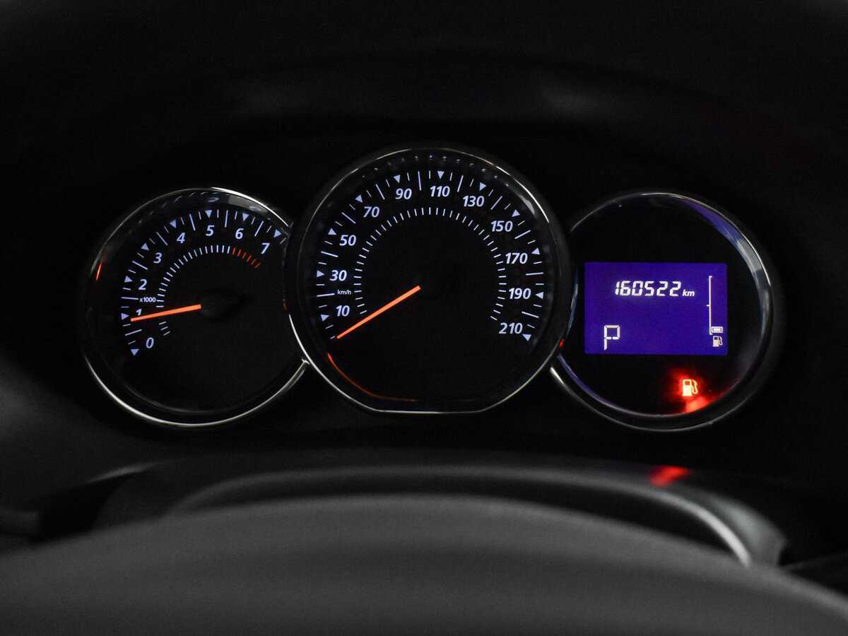 Купить Renault Sandero с пробегом. Фото: #17