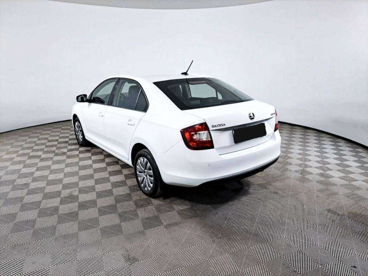 Купить Skoda Rapid с пробегом. Фото: #5