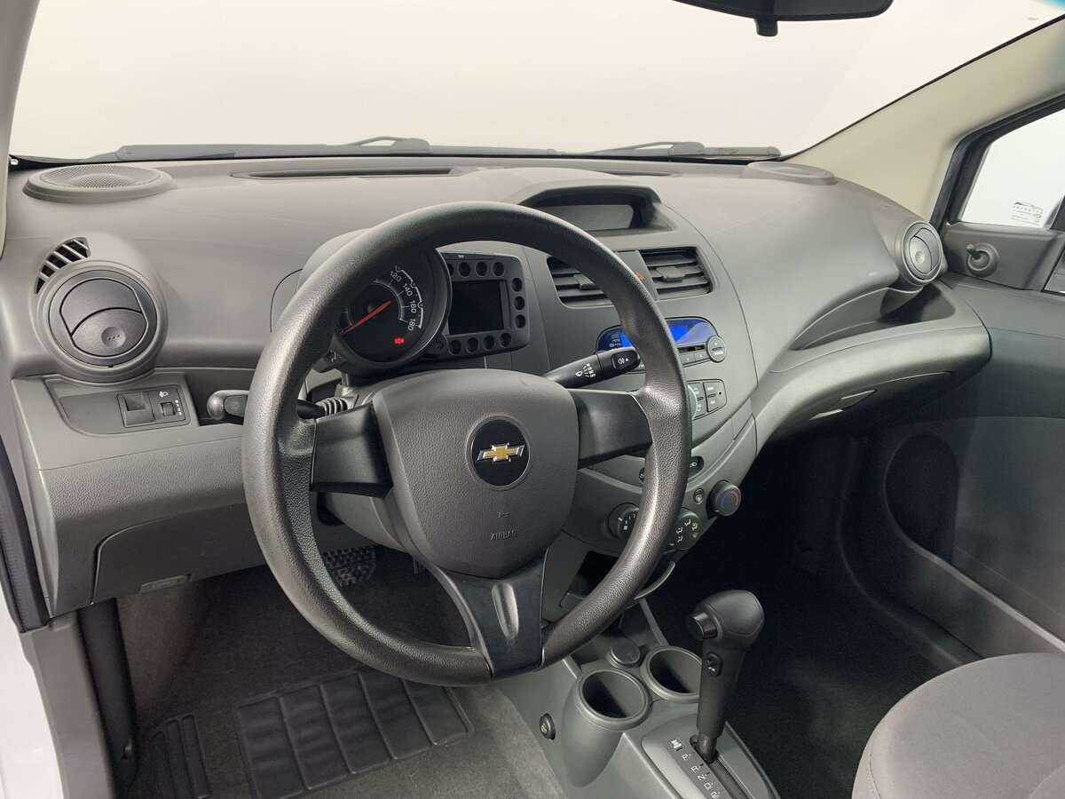Купить Chevrolet Spark с пробегом. Фото: #14