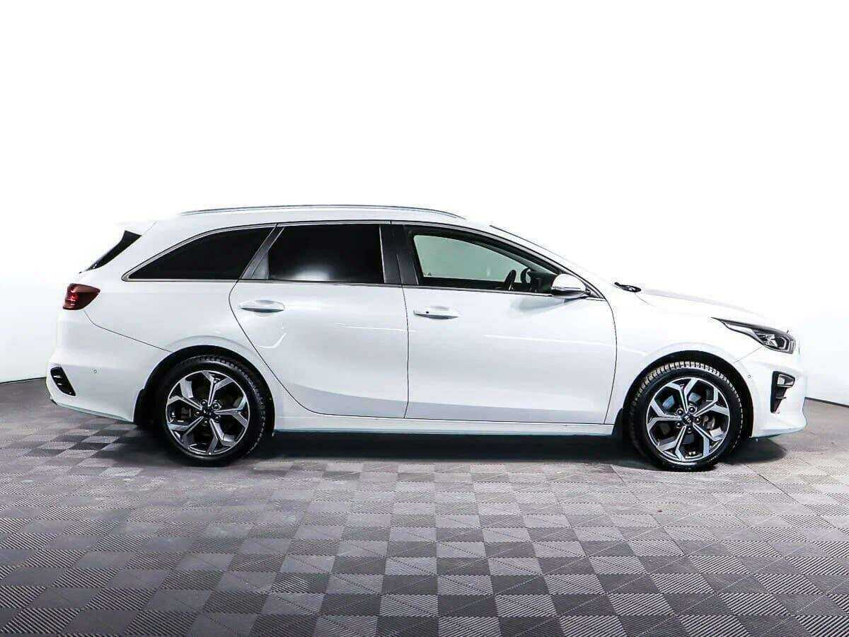 Купить Kia Ceed с пробегом. Фото: #3