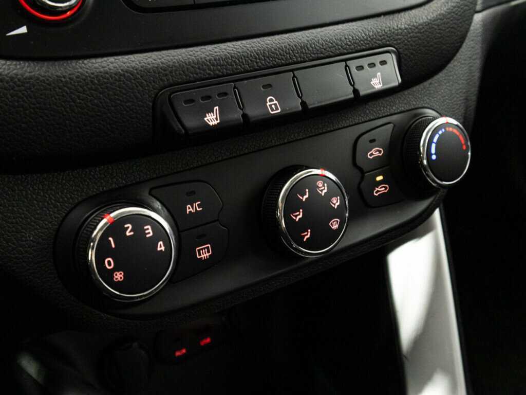 Купить Kia Ceed с пробегом. Фото: #14