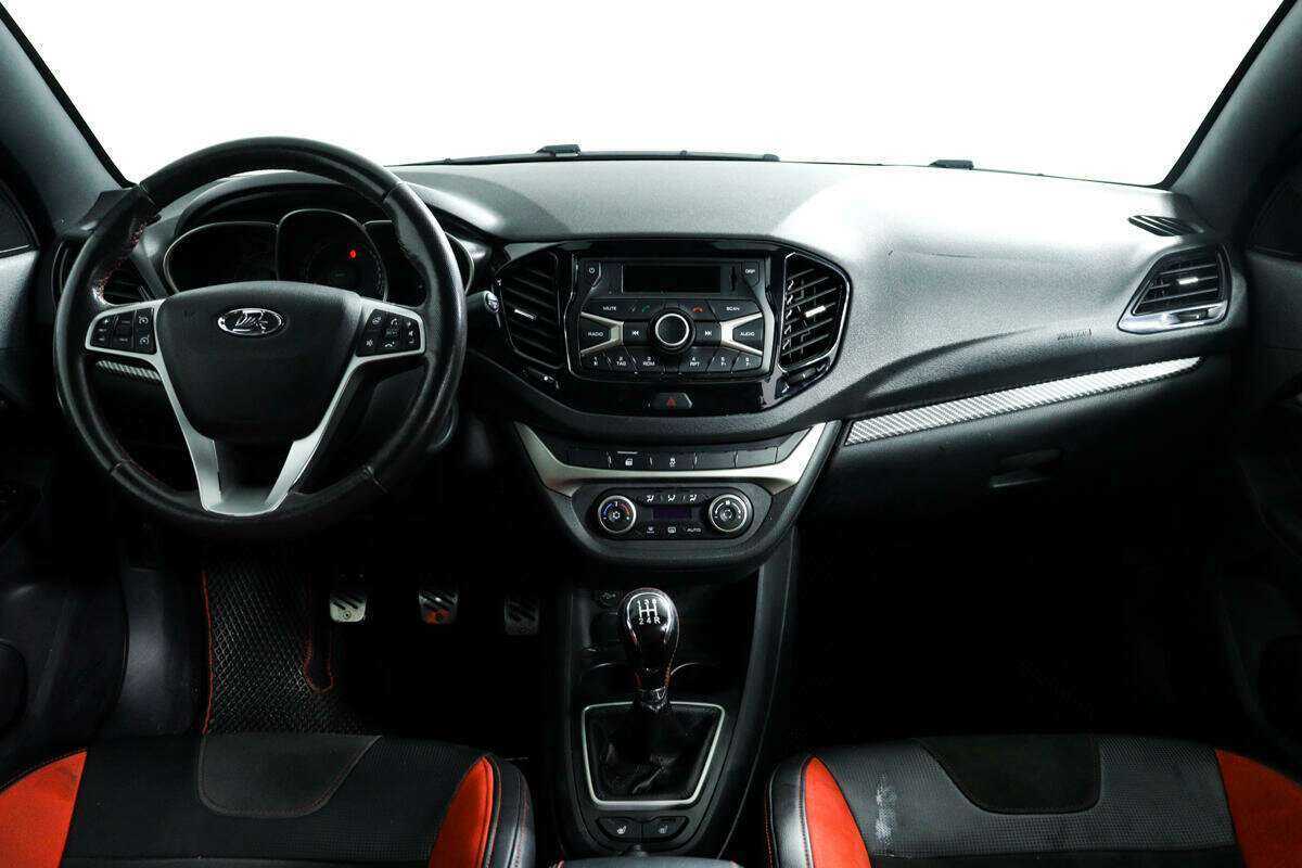 Купить Lada (ВАЗ) Vesta с пробегом. Фото: #10