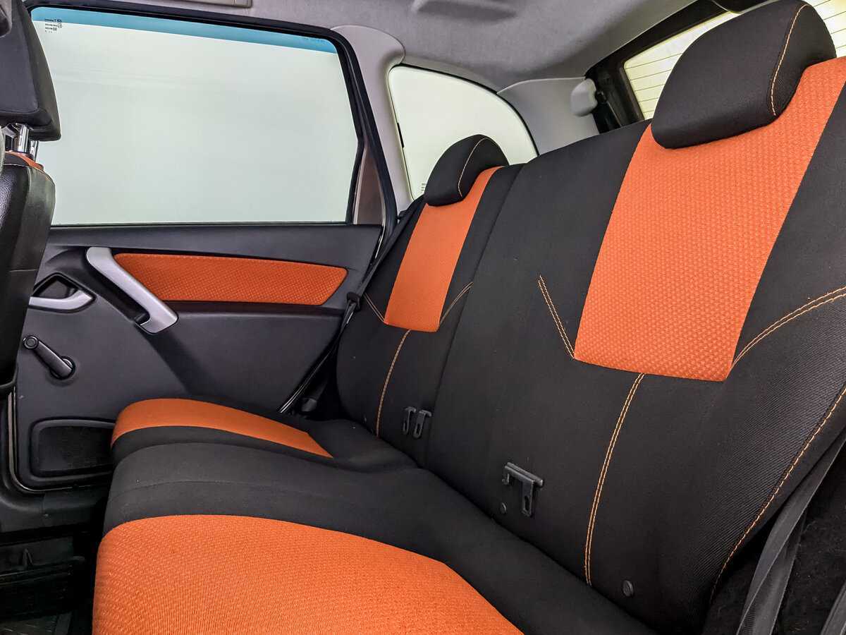 Купить Lada (ВАЗ) Kalina с пробегом. Фото: #9