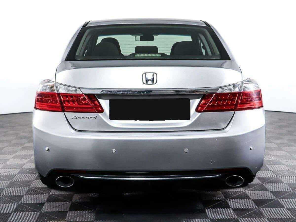 Купить Honda Accord с пробегом. Фото: #5
