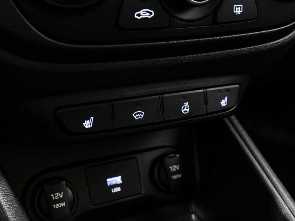 Купить Hyundai Solaris с пробегом. Фото: #16
