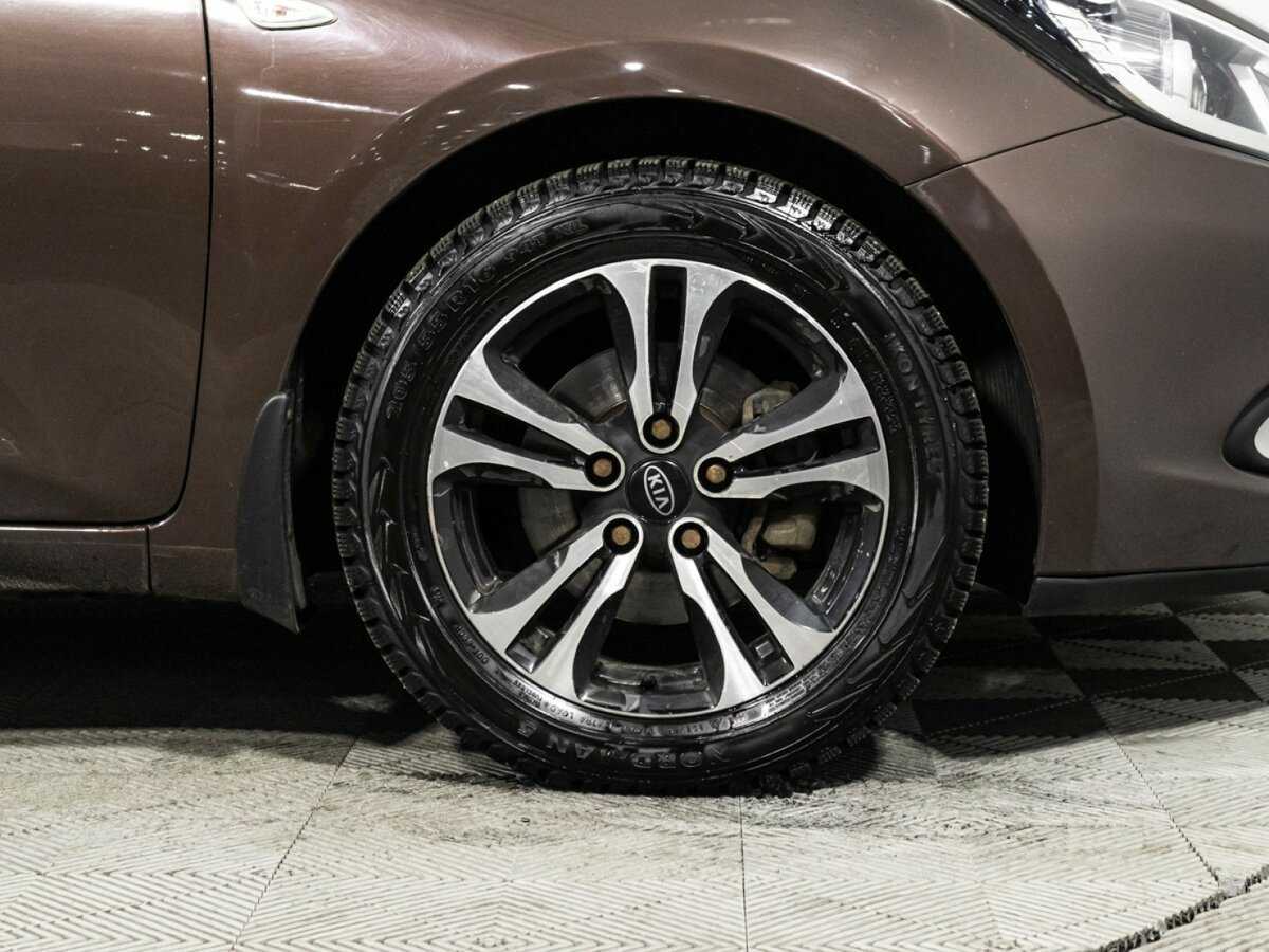 Купить Kia Ceed с пробегом. Фото: #17