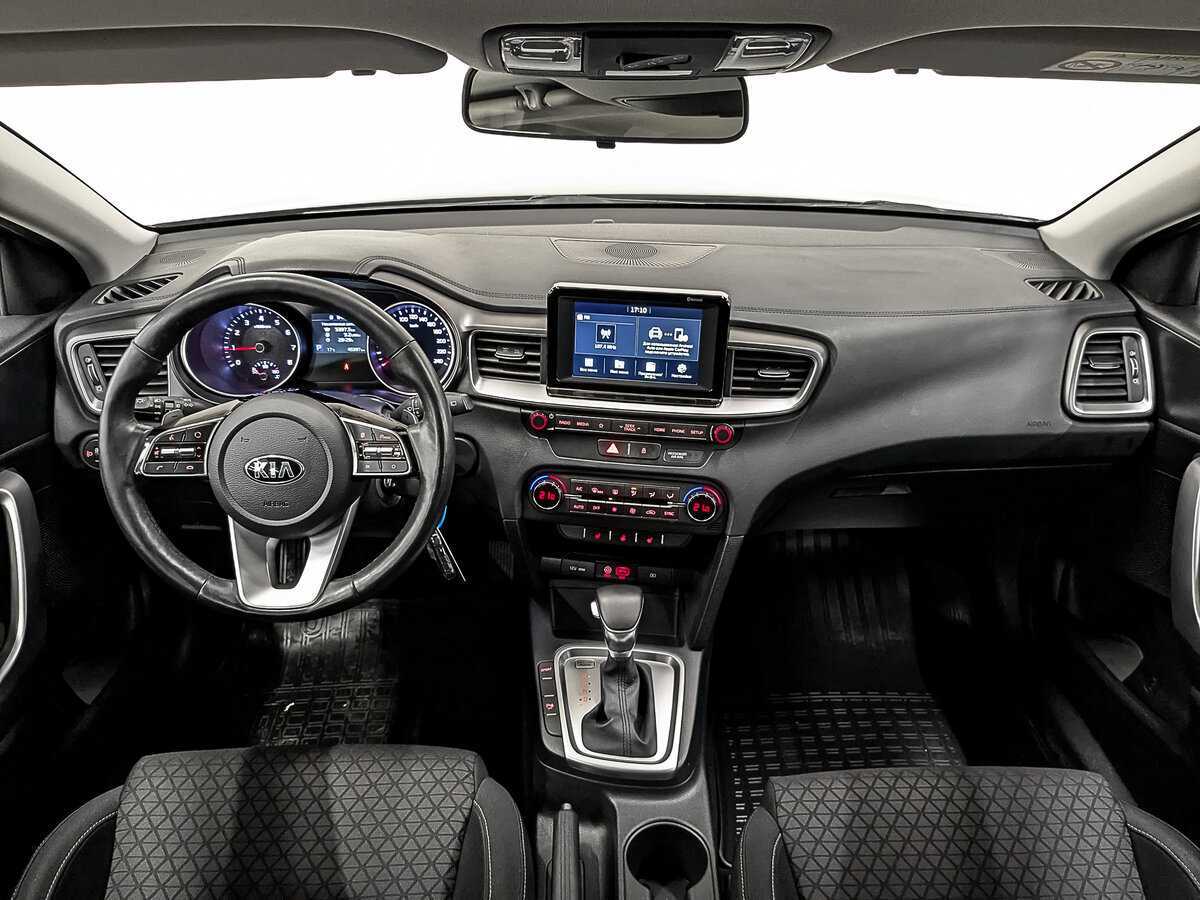 Купить Kia Ceed с пробегом. Фото: #13