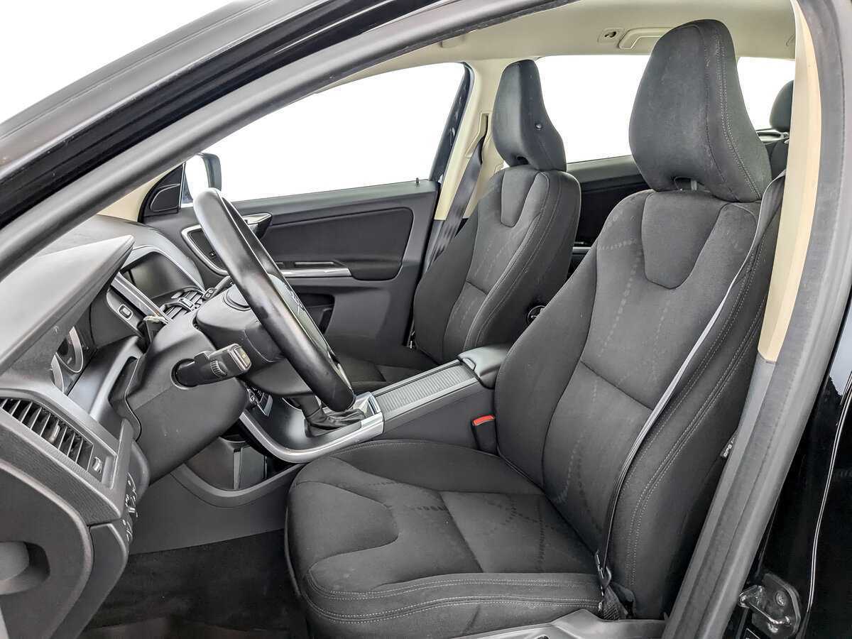 Купить Volvo XC60 с пробегом. Фото: #19
