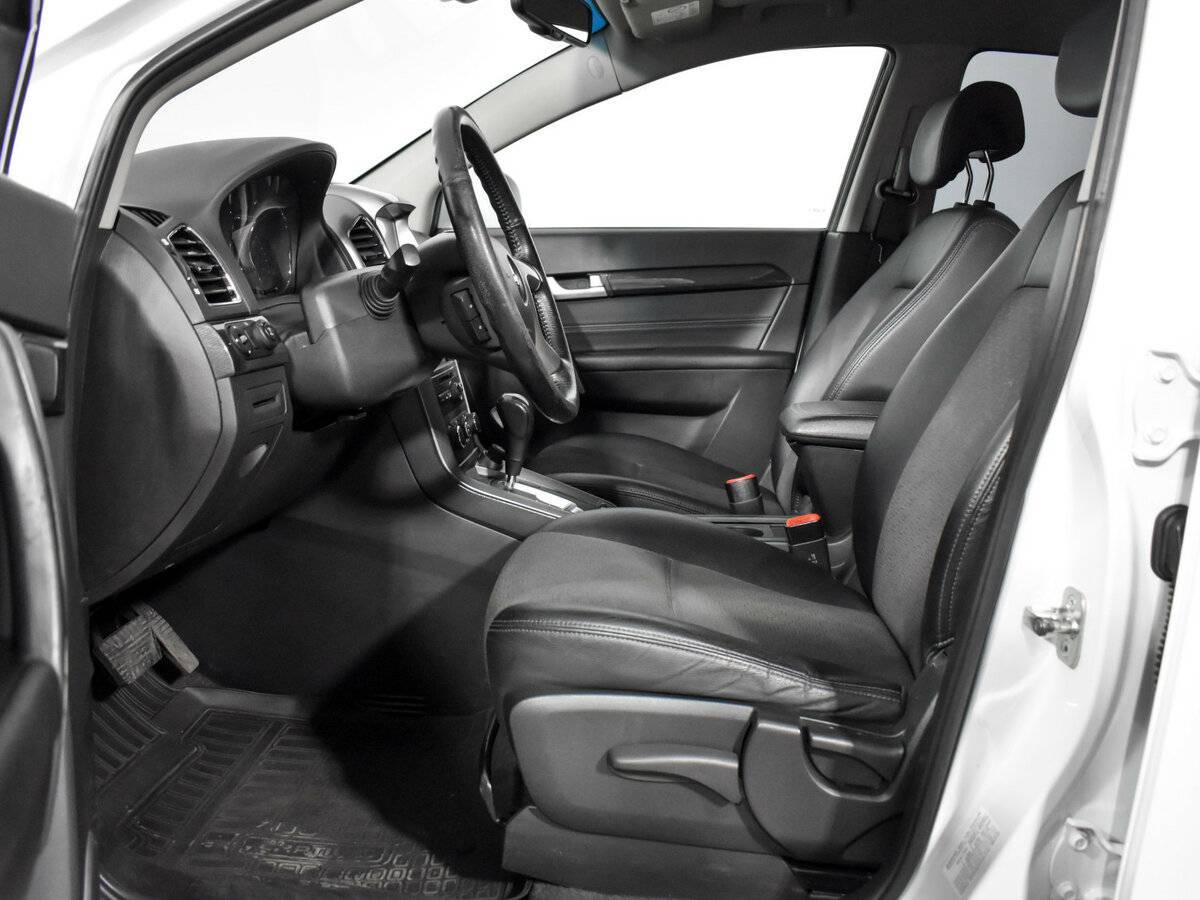 Купить Chevrolet Captiva с пробегом. Фото: #7