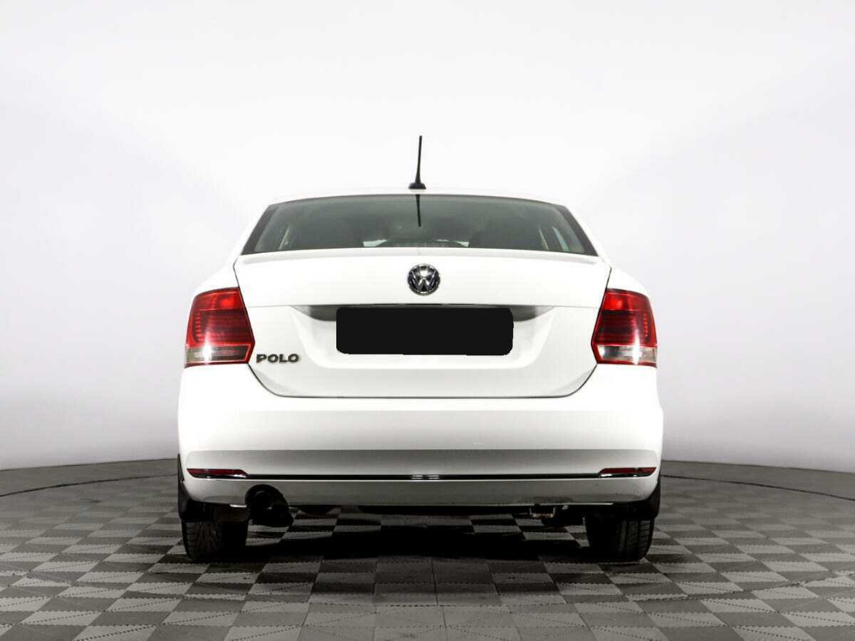 Купить Volkswagen Polo с пробегом. Фото: #4