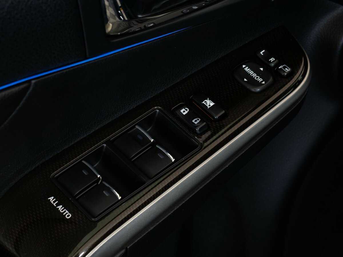 Купить Toyota Camry с пробегом. Фото: #15