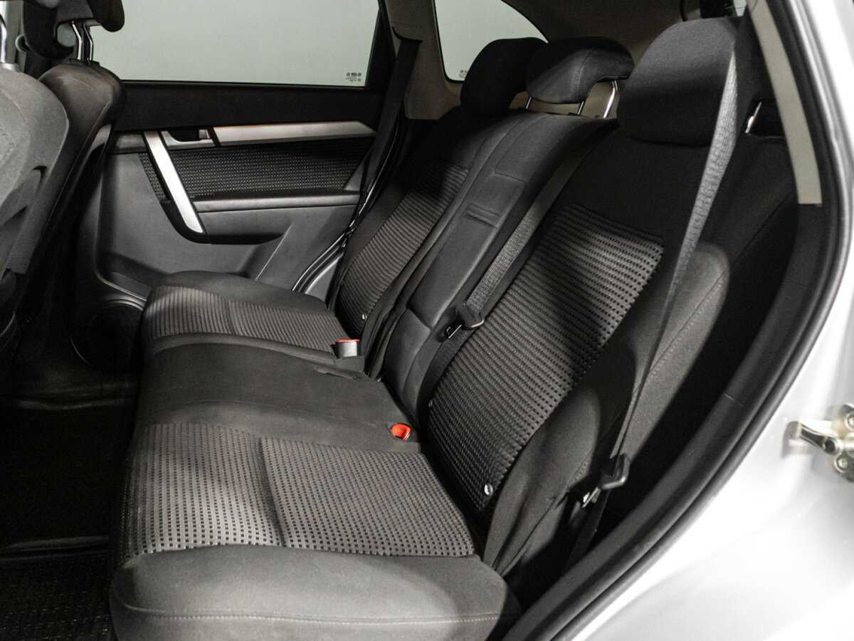Купить Chevrolet Captiva с пробегом. Фото: #9