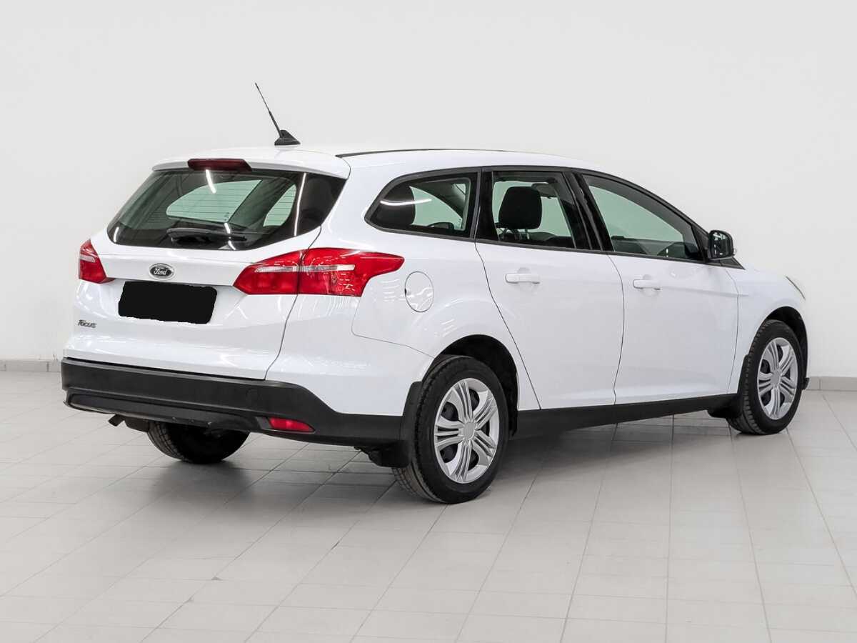 Купить Ford Focus с пробегом. Фото: #4