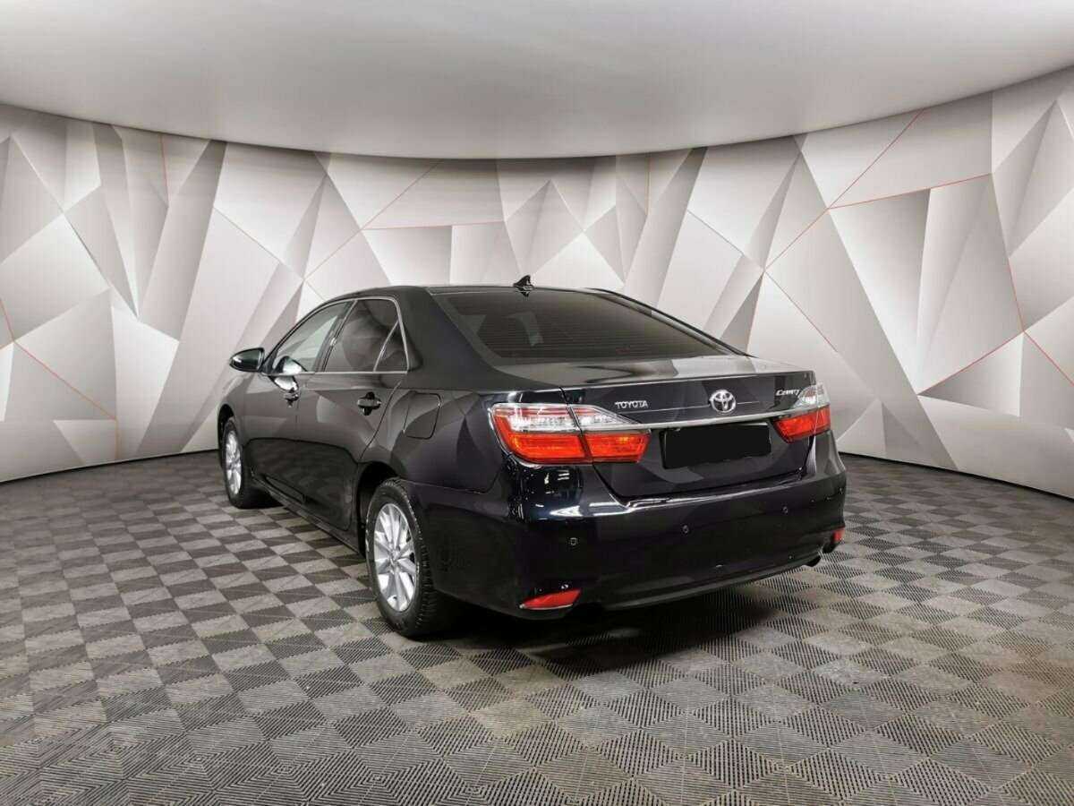 Купить Toyota Camry с пробегом. Фото: #3